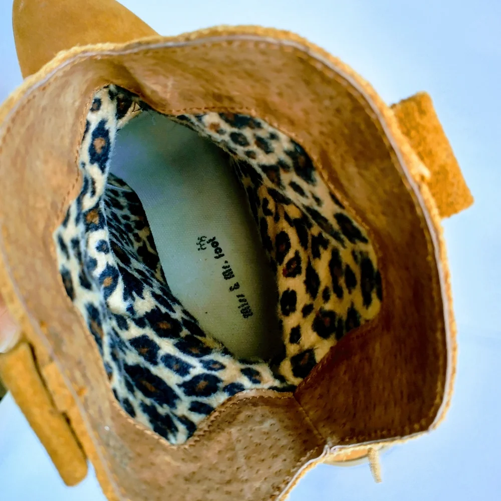 Miss & Mr. Foot Women's Fringe Suede Ankle Boots - Picture 12 of 14